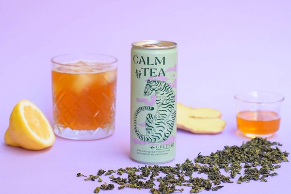 Pár perc béke egy doboz jeges teával – Calm Tea