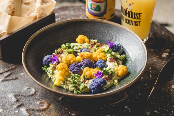 Színekkel a tányéron az elfogadásért – a Madhouse Bistro & Nyitottak vagyunk közös kampánya