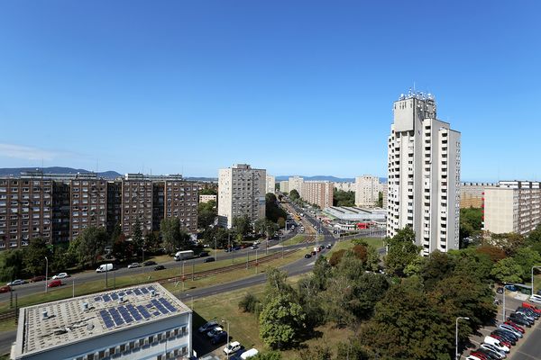 Grey is the color - true character of the housing estates | Panel Walks Budapest