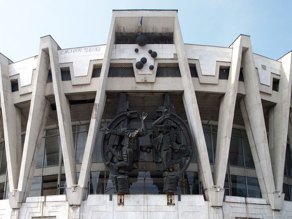The Soviet-era buildings of Chișinău | TOP5
