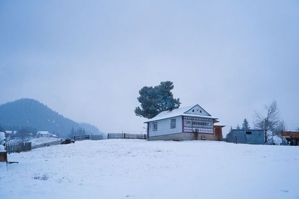 What story can a country house tell you?—The Old khata project