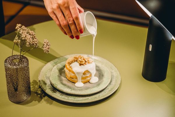 Getting inspired by coffee and kalach—Edison & Jupiter