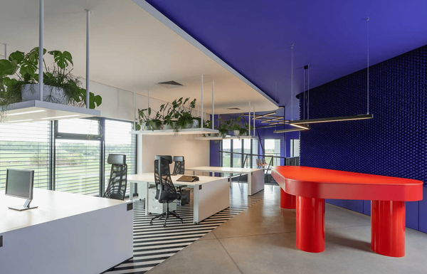 Egy egyszerű konyhai eszköz inspirálta ezt a menő lengyel irodát