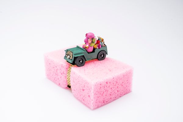 What is beyond the objects? | Art by Réka Lőrincz