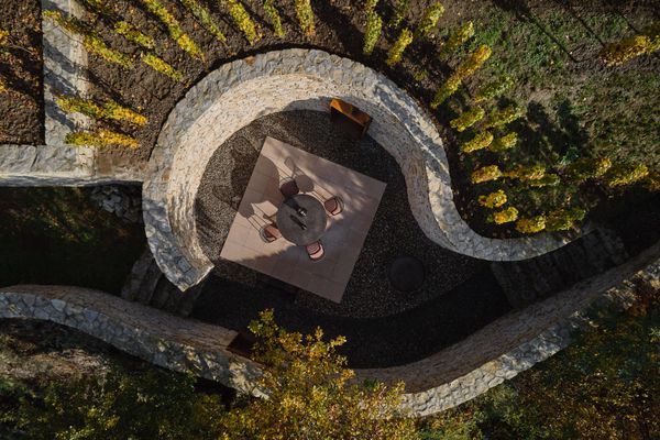 Fibonacci patio hidden among vineyards