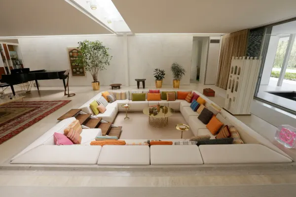 The romance of sunken living rooms | TOP 5