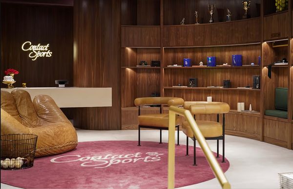 Miért éppen egy szexshop ne lenne szexi? | Contact Sports