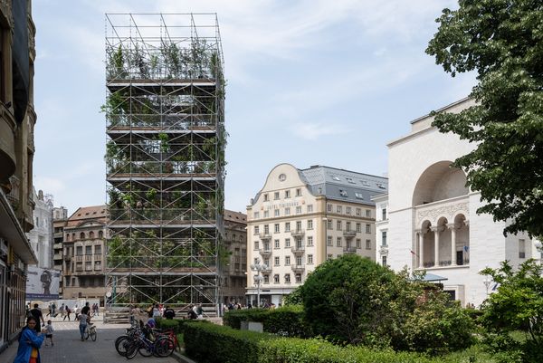 Építészeti installációval a kulturális párbeszédért